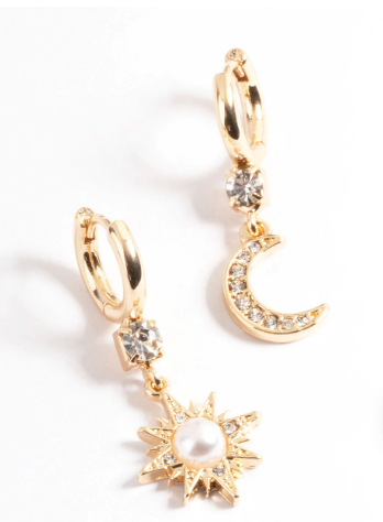 Gold pearl mix match earrings